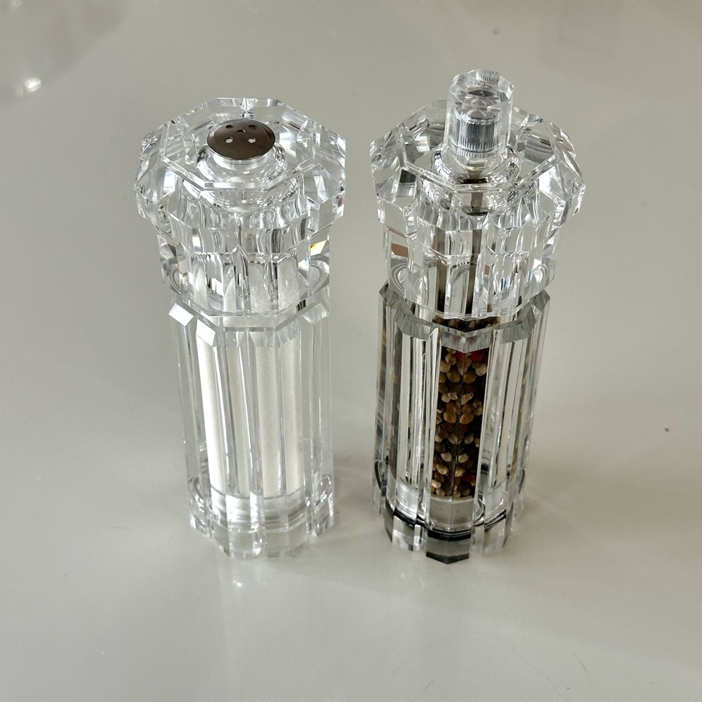 Vtg Olde Thompson Faceted Acrylic Lucite Salt Pepper Mill Grinder Set USA